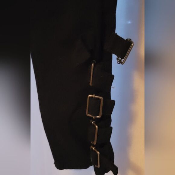 J BRAND Black jeans with buckle side jeans Final Discount - Picture 2 of 5